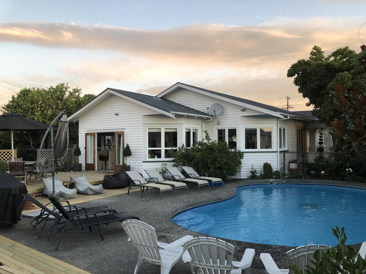 Beautiful Bungalow Cbd Blenheim Exteriör bild